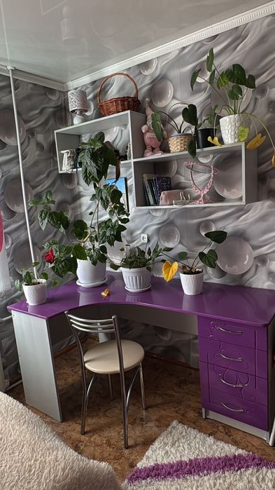 Продается спальный гарнитур