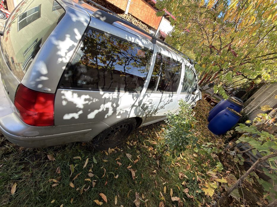Vând VW Bora 1.9 TDI, 110 CP, pentru piese