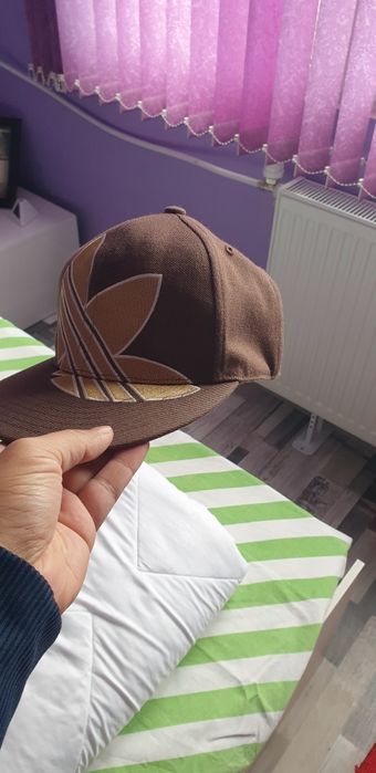 Оригинална шапка на Adidas