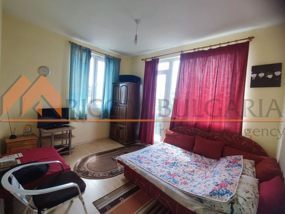 Продава се Къща в с. Китка, Област Варна - 338 кв.м за 409 €/кв.м - Снимка #9