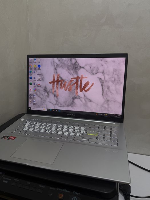 Asus Vivobook ноутбук