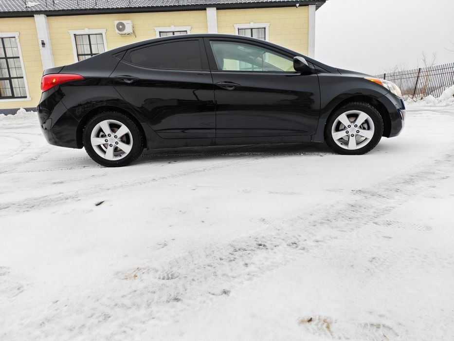 Хундай элантра,2013 года