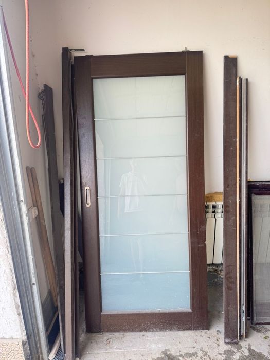 Продается дверь межкомнатный (купе)