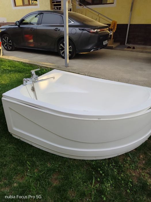 Продам Ванну хорошом состояние