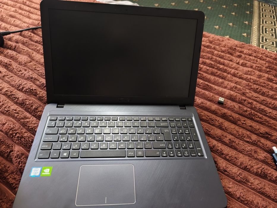 Продаётся ноутбук Asus
