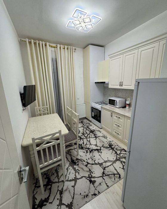 Сотув 2/7/9 Корасарой , Golden House