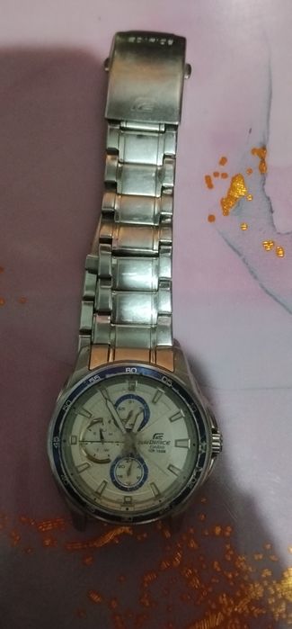 Часы наручные Casio Edifice. Потёртые.