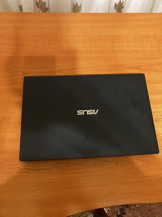 Laptop Asus Expertbook 401DA Ryzen 7 8GB Ram