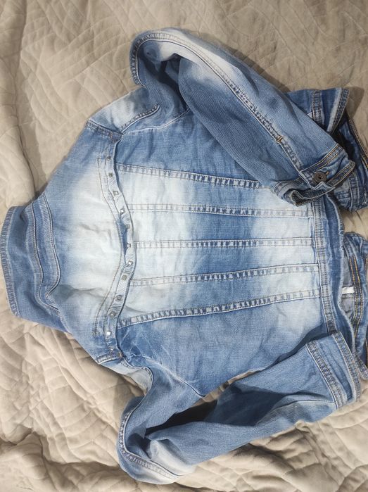 Джинсовая куртка