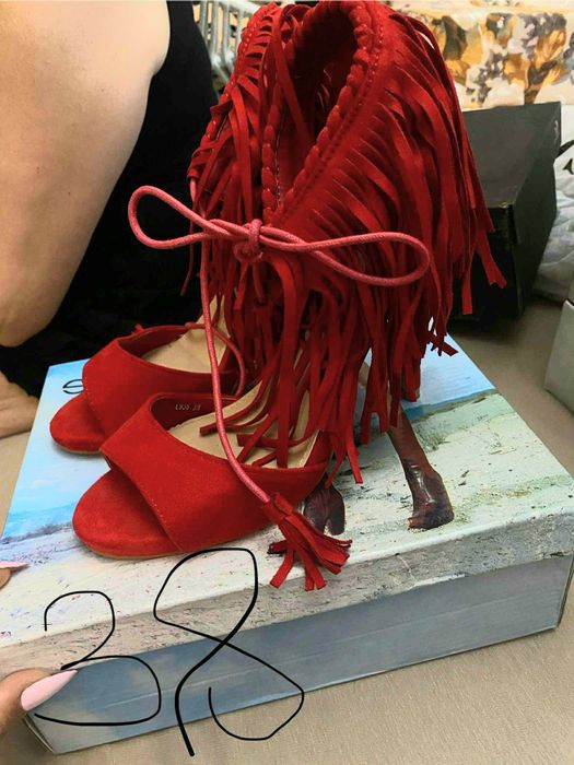 Дамски обувки , само мерени