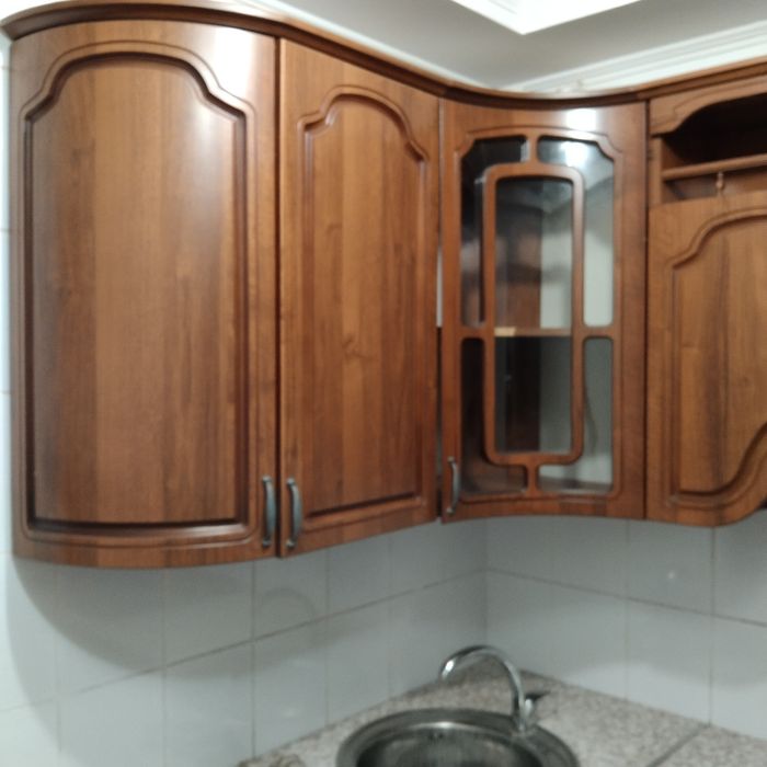 Продам кухонный гарнитур б/у