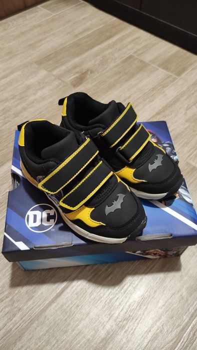 Детски маратонки Батман размер 28