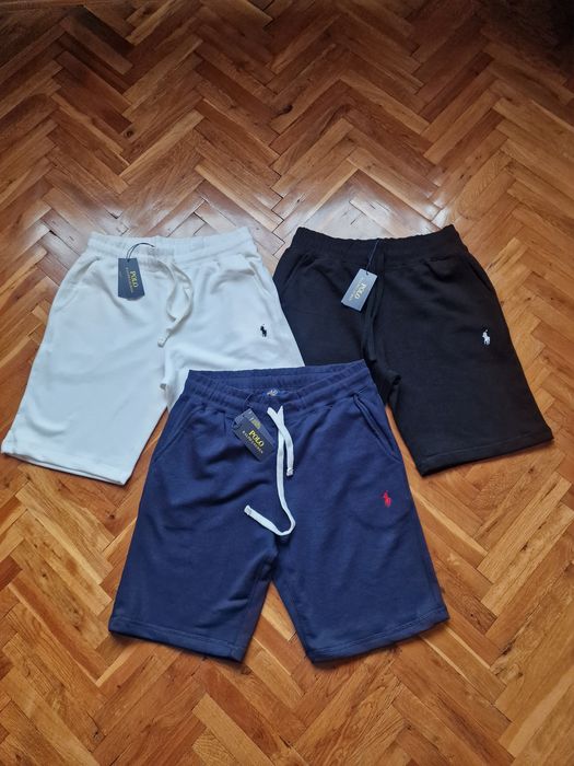 Мъжки къси панталони POLO RALPH LAUREN  размер S M L XL
Най-висок клас материя и
изработка
Размери S M L XL 2XL 
Всеки един артикул разполага с QRкод