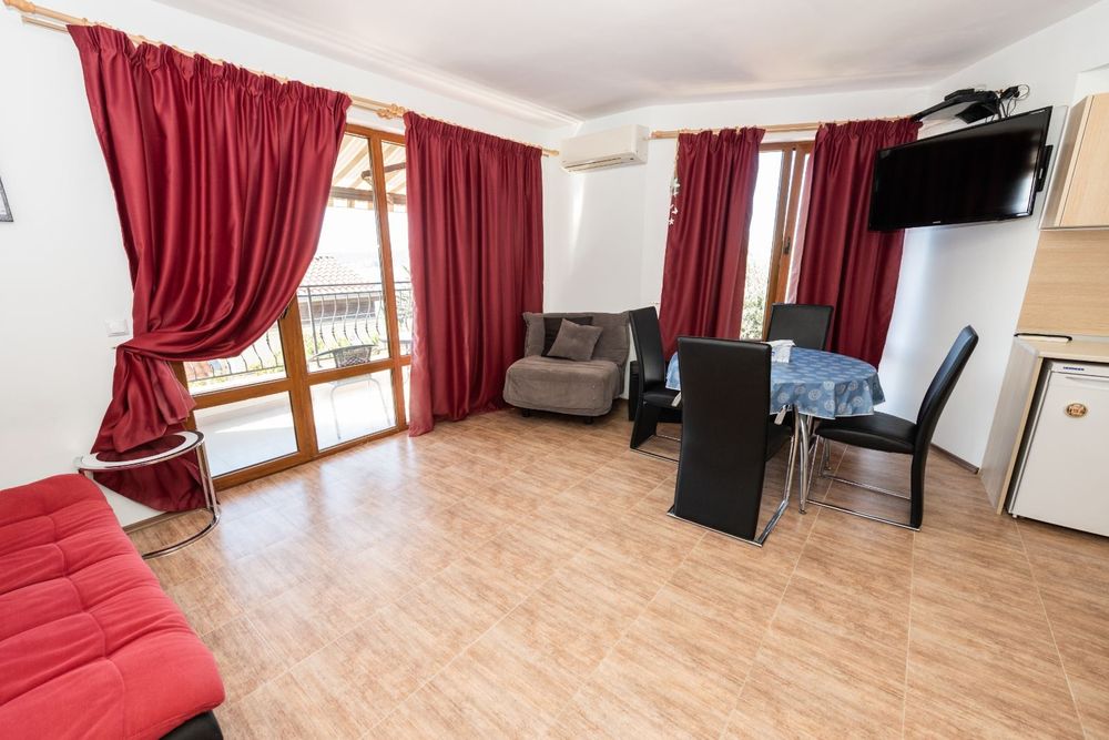 Къща под наем в Созопол