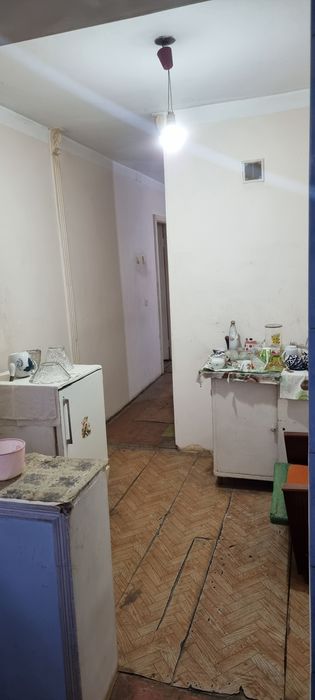 Продаётся Срочно 2 комнатная квартира