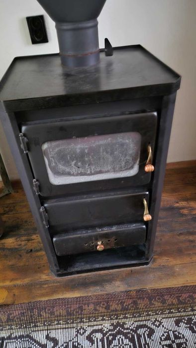 Камина на дърва Prity