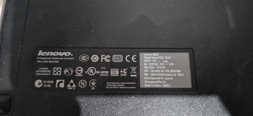 Laptop lenovo g585