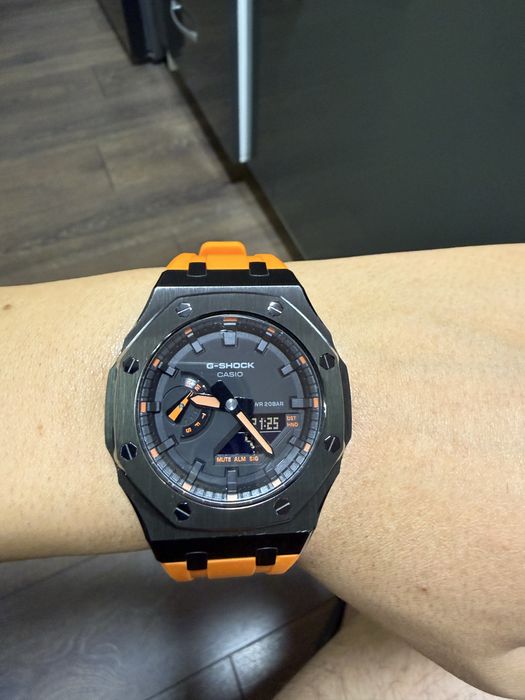 Casio G-Shock GA2100 , Orange Edition , чисто нов