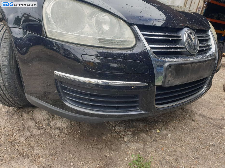 Bara Spoiler Fata Completa cu Grila cu Emblema Volkswagen Golf 5 Break Combi 2004 - 2008 Culoare LC9X [LC0802]