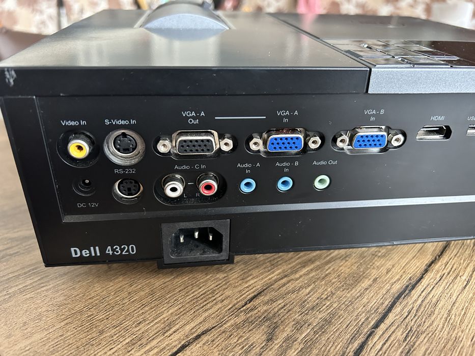 Videoproiector Dell 4320