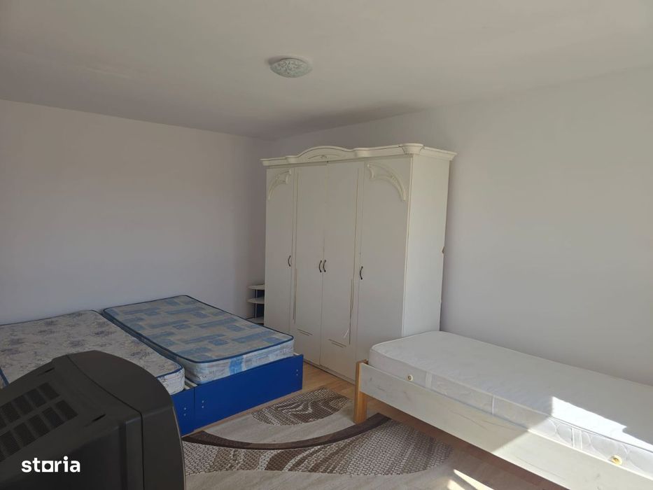 Casă de vânzare, 3 camere, garaj, 2020