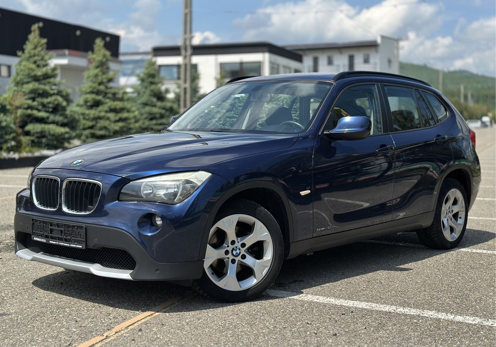 BMW X1 2011 — imagine 2