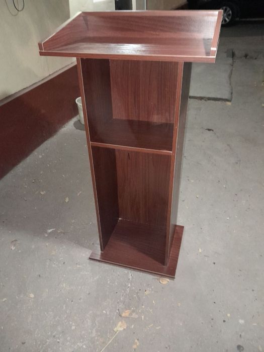 Продам трибуну, новая