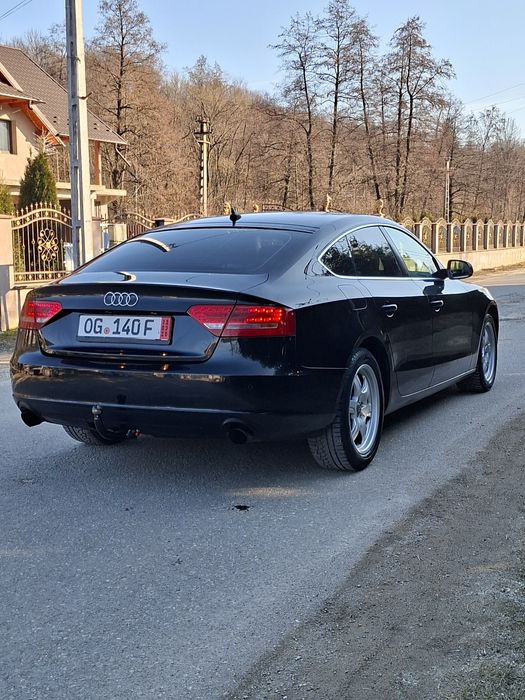 AUDI A5* PRO-LINE * Facelift * 2010* Euro 5* 179 cp* BI-XENON * Full Led* Tempomat * Navigatie Mare MMI * Import GERMANIA PERSONAL de la Privat *