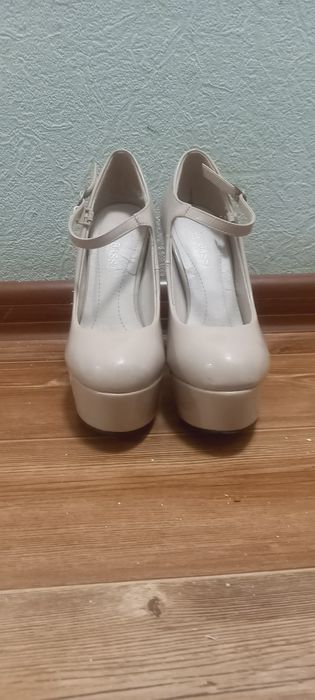 Туфли , одевались 1 раз