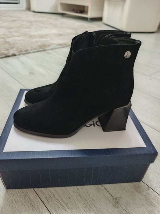 Ghete piele întoarsă