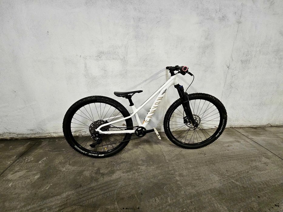 Bicicleta canyon young hero mtb