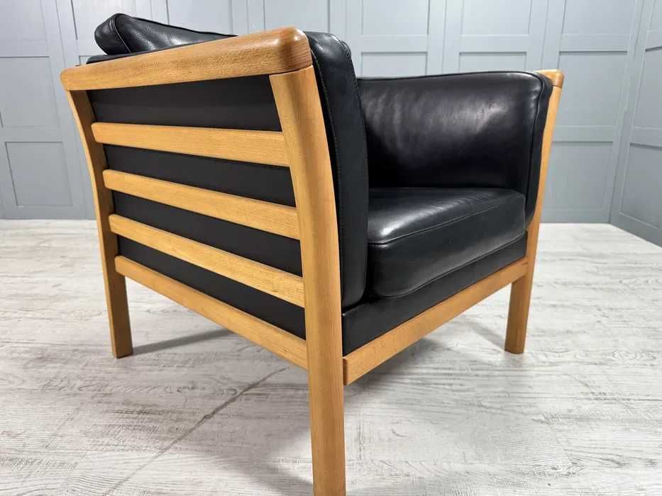 Кожено датско кресло - фотьойл SKALMA Д1139-Д