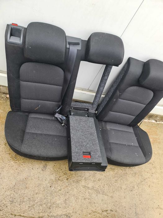 Bancheta spate Skoda Superb 3T sedan cu incalzire