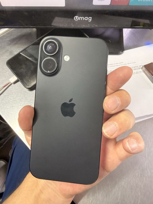 Iphone 16 128GB емкость 100%