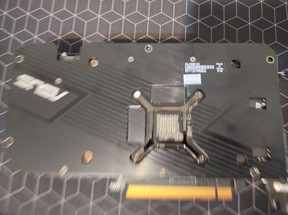 Asus rx 6650 xt 8gb placa video gaming