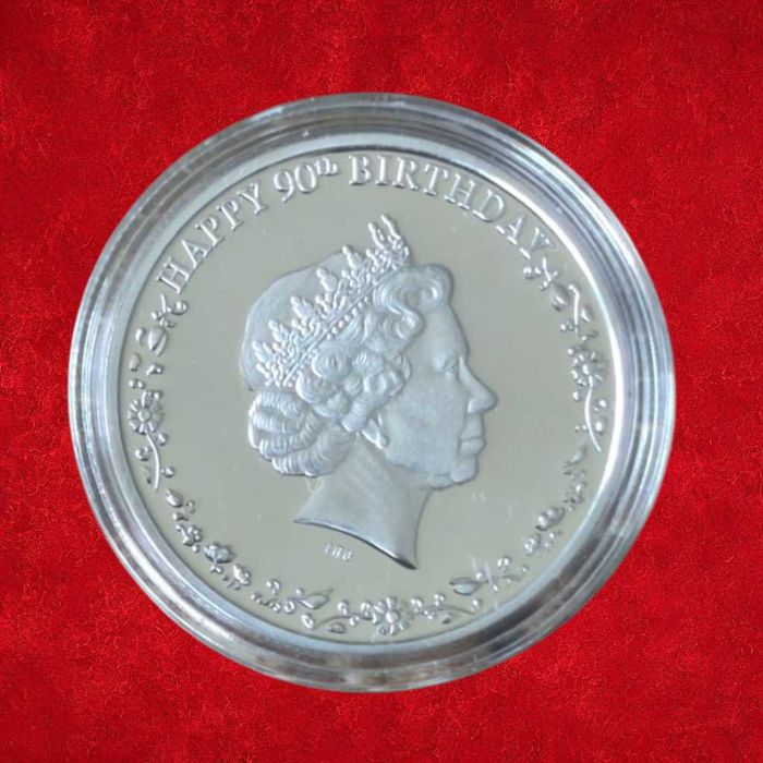 Moneda aniversara 90 ani, Regina Elisabeta a II-a
