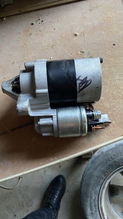 Стратер на nissan almera