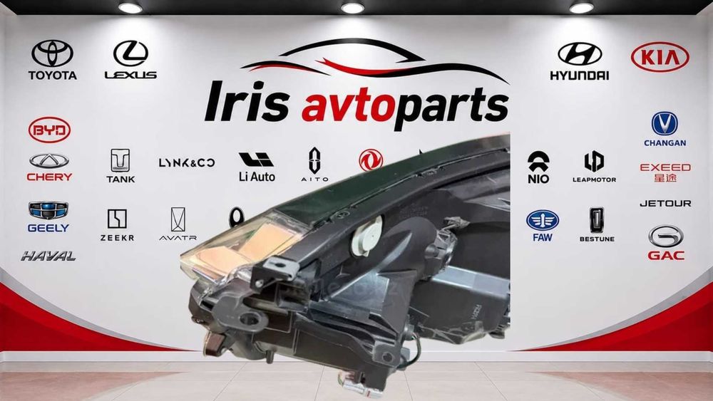 Фара rav 4 б/у оригинал LED
