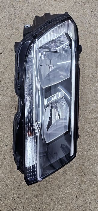 Far dreapta vw Tiguan 2018