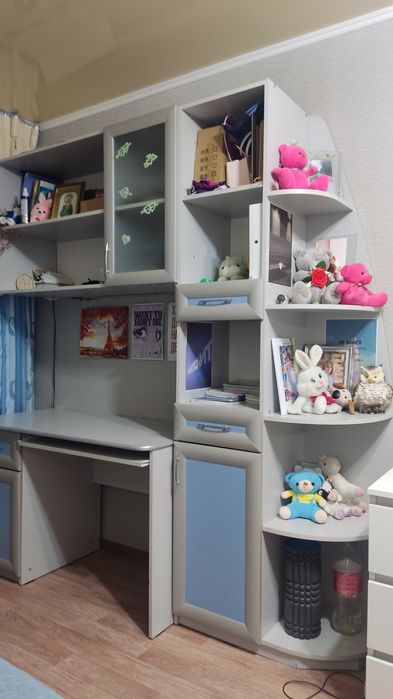 Продам б/у мебель для спальни