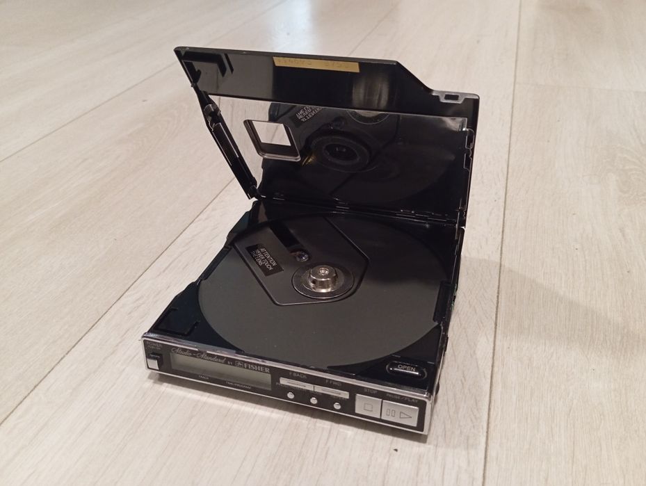 Discman Fisher Golden Jubilee defect.