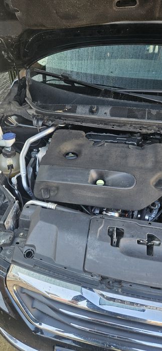 Пефо 308 t9 bluehdi автоматик  2015.модил  150.кс  на 240000км .леални