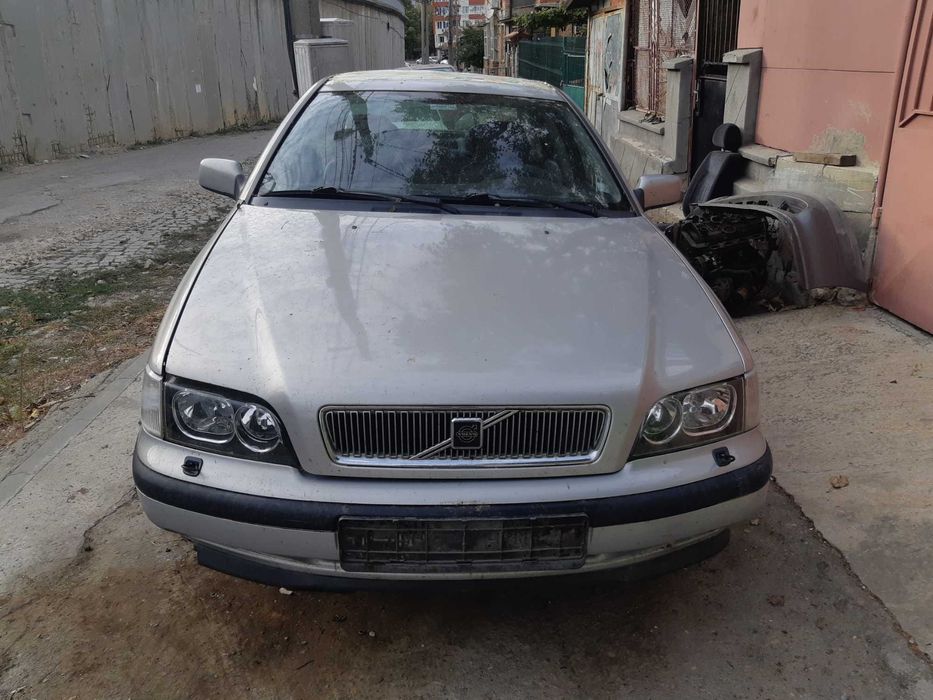 Аксесоари от Волво С40-1,8 бензин-1997г