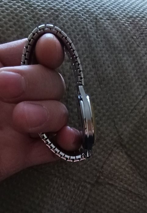 Новые наручные часы с доставкой