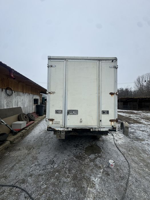 Dezmembrez sprinter motor 2.2