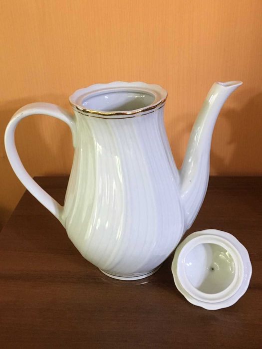 Порцеланови чайници