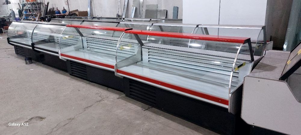 Витрина холодильник