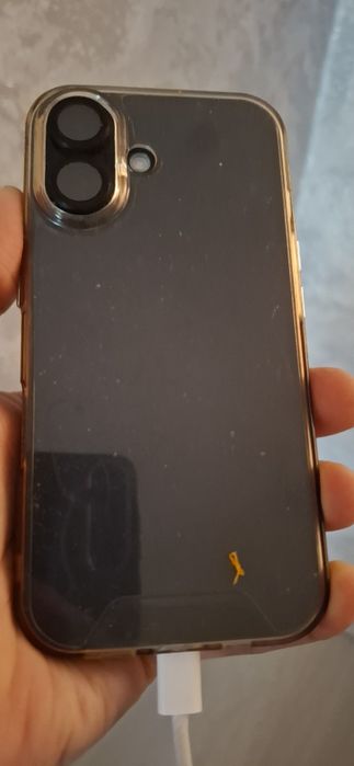 IPhone 16 телефон