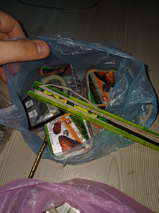 3 lansete + Accesorii diverse