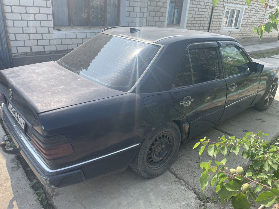 Продам мерседес е260